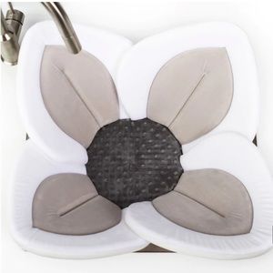 Blooming Baby Bath Lotus